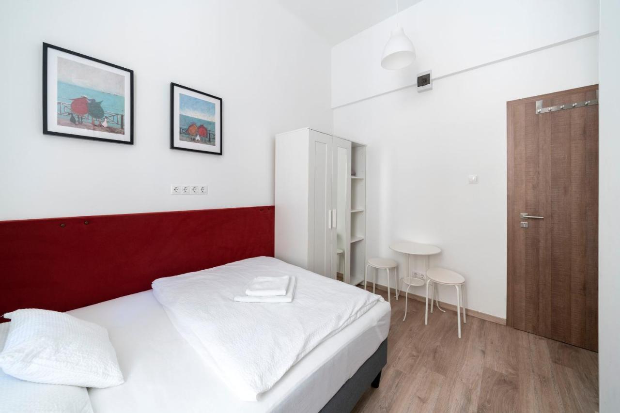 Vajda 15 Hostel Boedapest Buitenkant foto